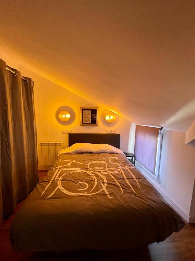 La Casa Del Rock Daire Aranda de Duero Dış mekan fotoğraf